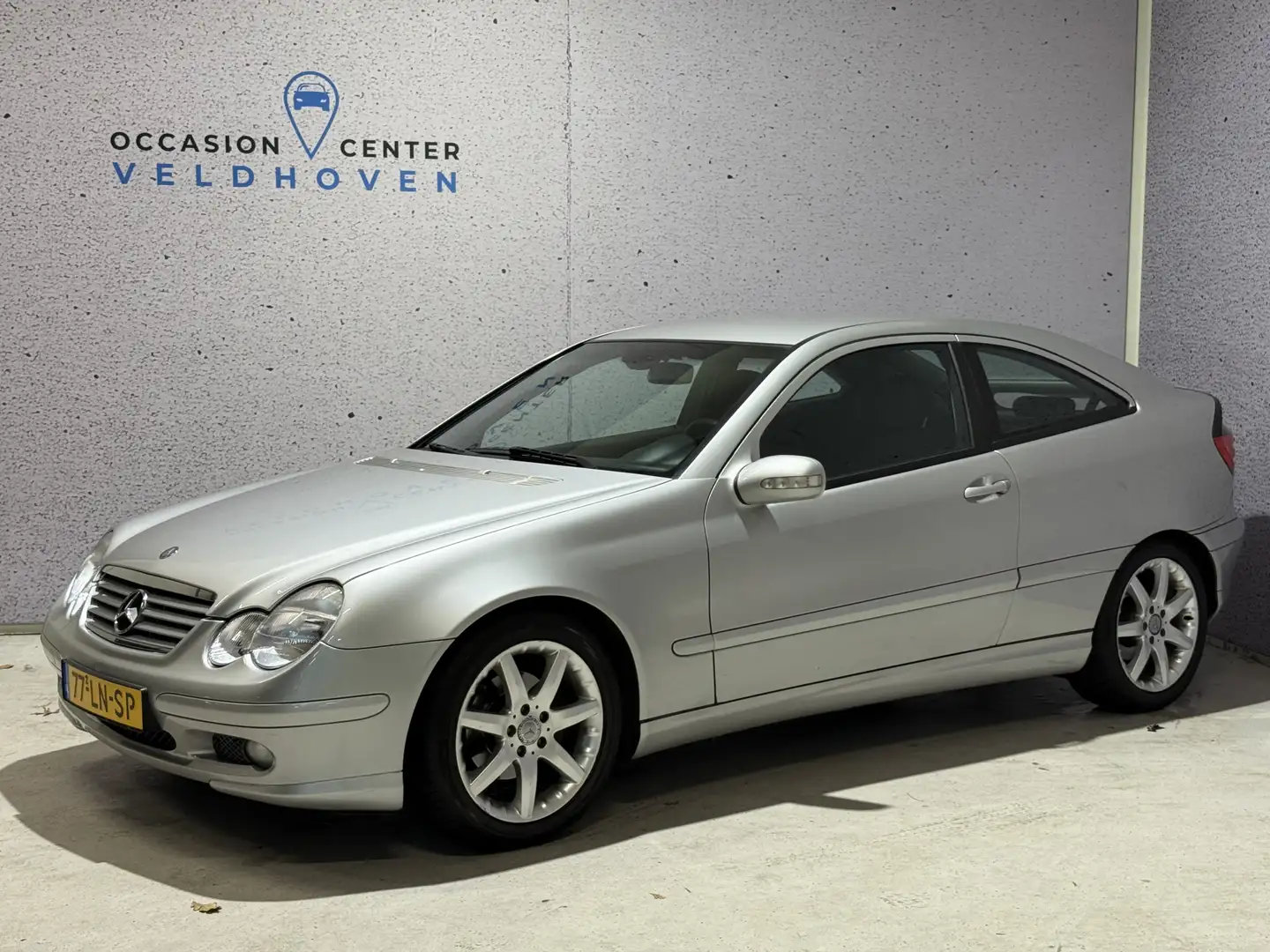 Mercedes-Benz C 180 Sportcoupé Kompressor // TREKHAAK // CLIMA Grijs - 1