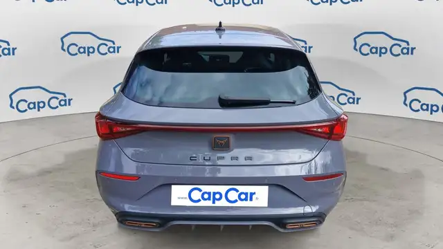 Cupra Leon view 3