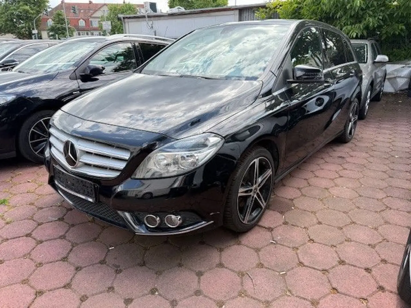 Mercedes-Benz B 180 CDI  Autom,Leder,Navi,Pdc, Kindersitze! Zwart - 1