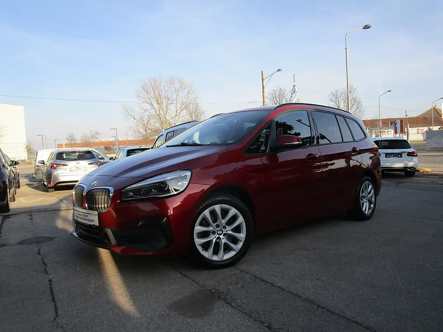 BMW 218 d Gran Tourer Advantage Aut. Rot - 1