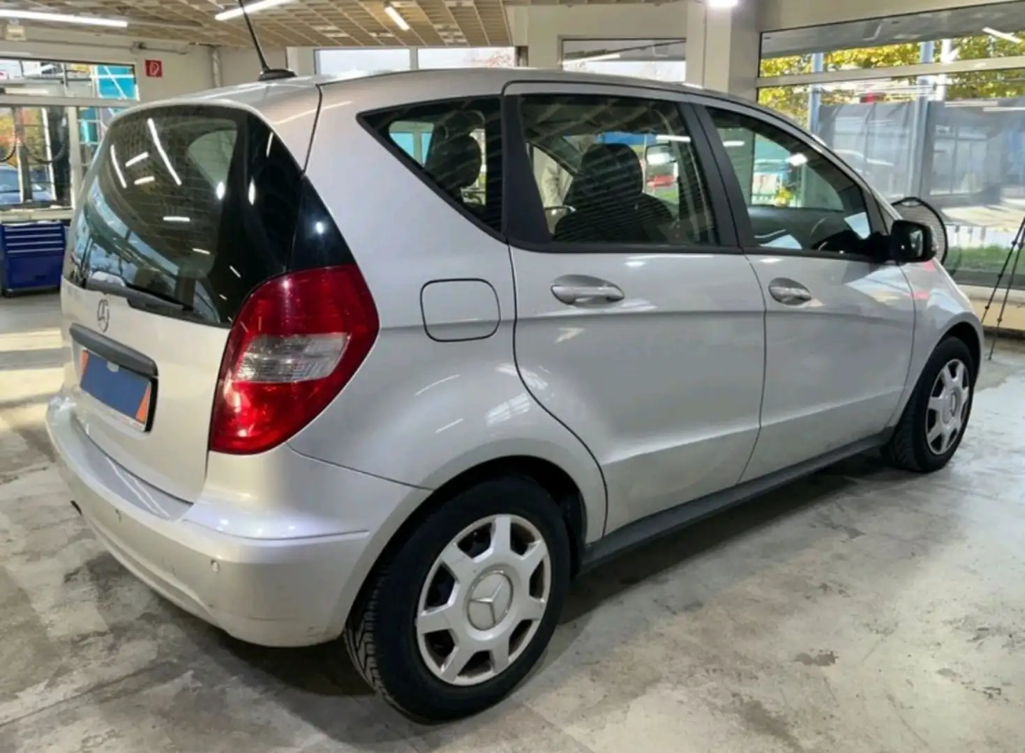 Mercedes-Benz A 150 A 150 Klima 2 Hand Einparkhilfe Grau - 1