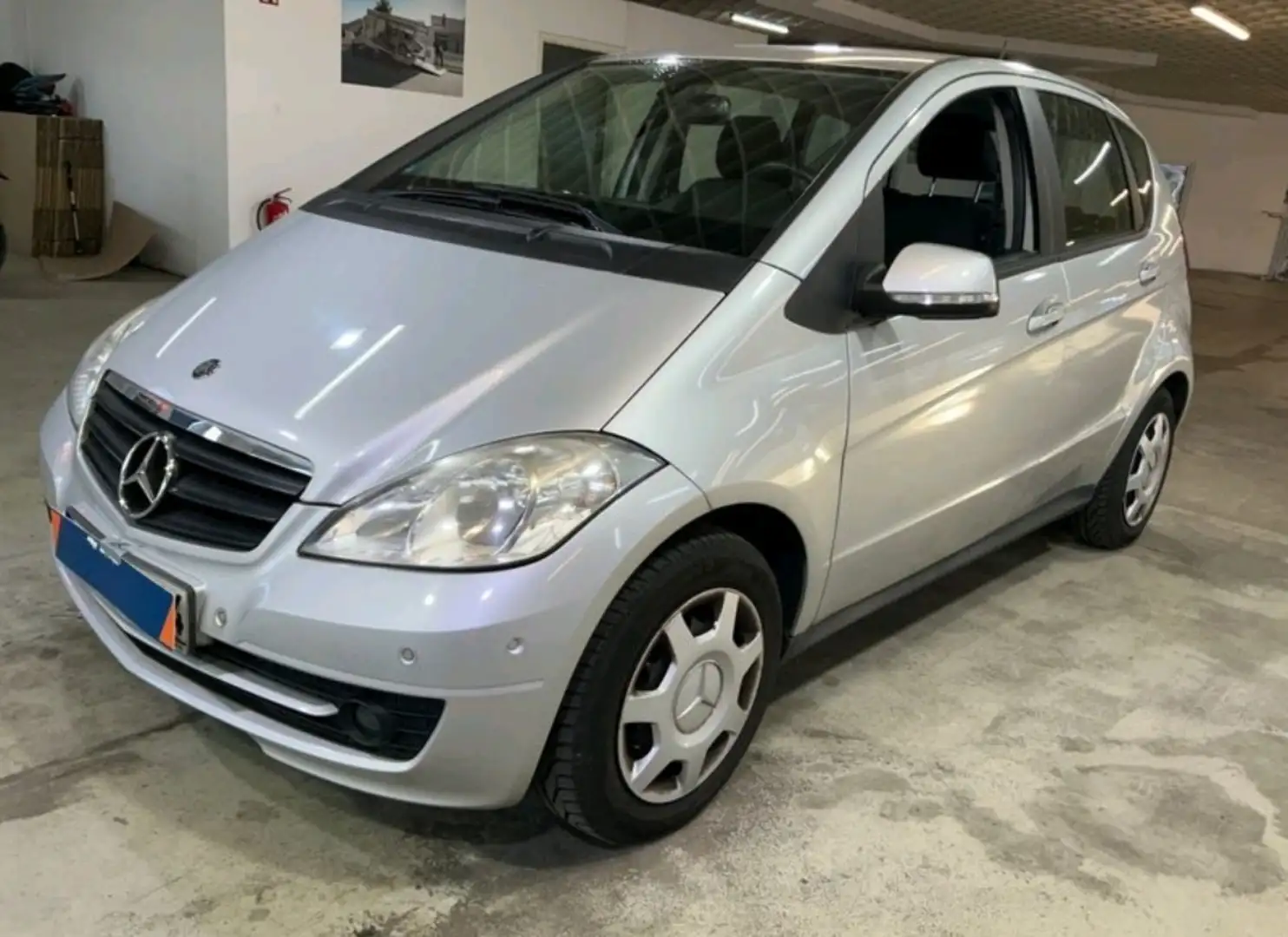 Mercedes-Benz A 150 A 150 Klima 2 Hand Einparkhilfe Grau - 1