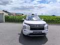 Mitsubishi Outlander 2,4 PHEV S-AWC Diamond Plug-in-Hybrid Weiß - thumbnail 3