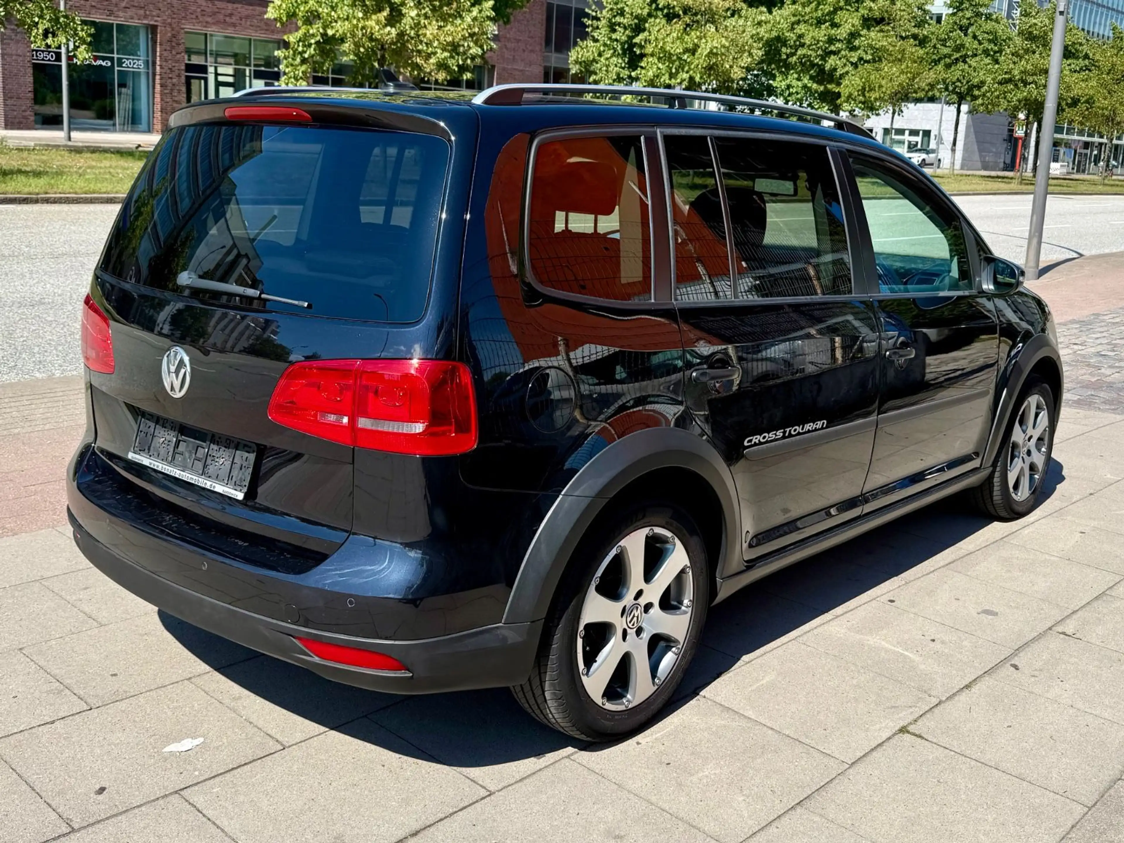 Volkswagen Touran CrossTouran * 7-SITZER * TÜV NEU — photo 11
