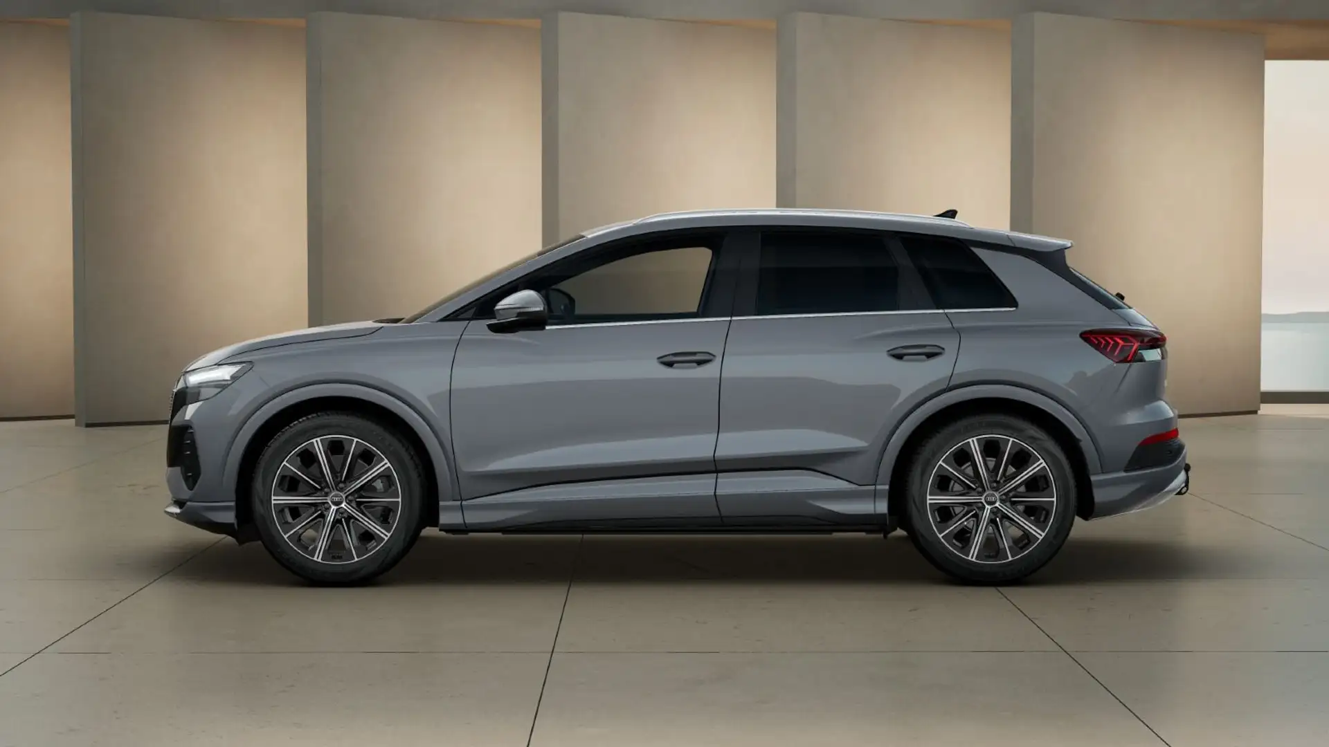 Audi Q4 e-tron 45 S-line (Int.) AHK*RFK*LED*HuD*Virt. Grijs - 2