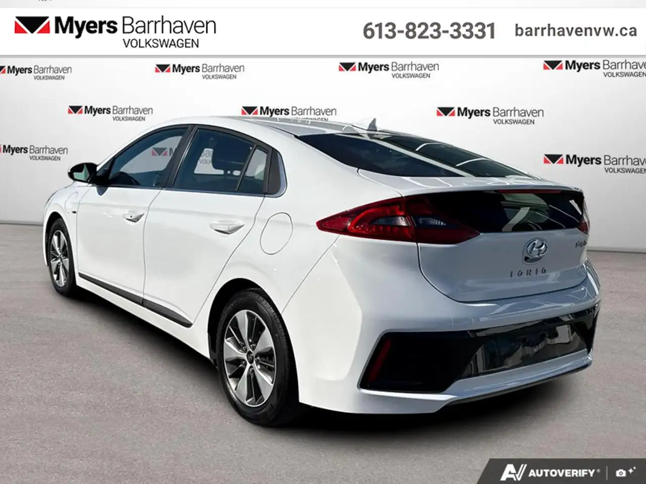Hyundai IONIQ снимка Hyundai IONIQ