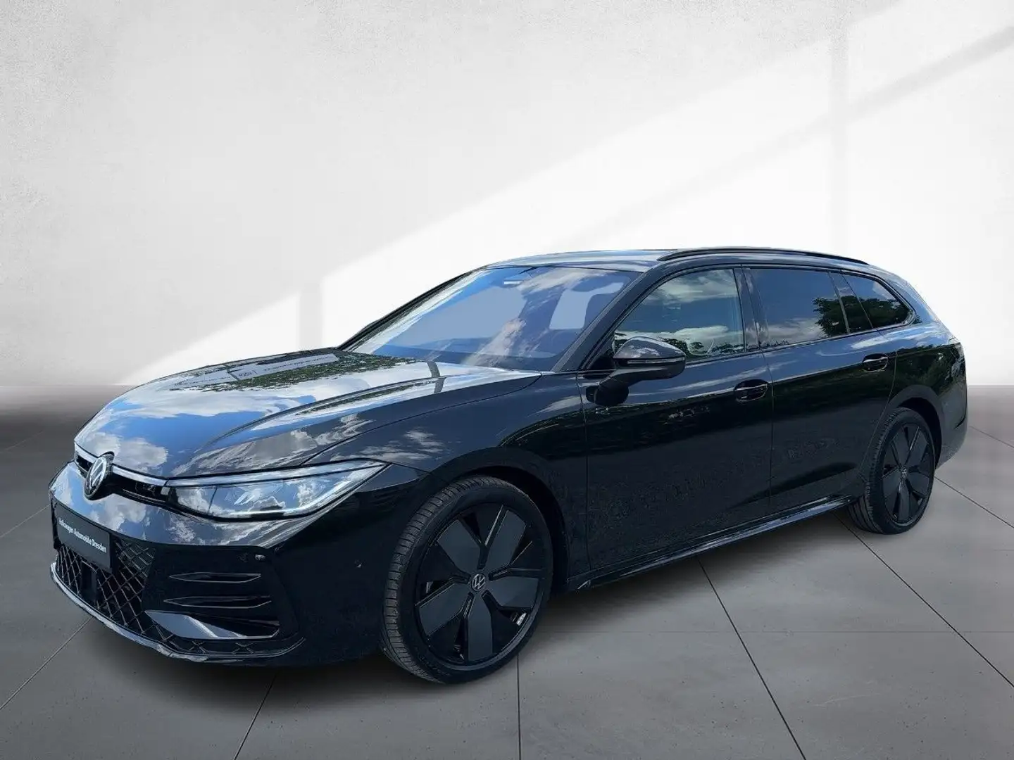 Volkswagen Passat Variant R-Line 2,0 TDI 4MOTION 193 PS DSG Schwarz - 1