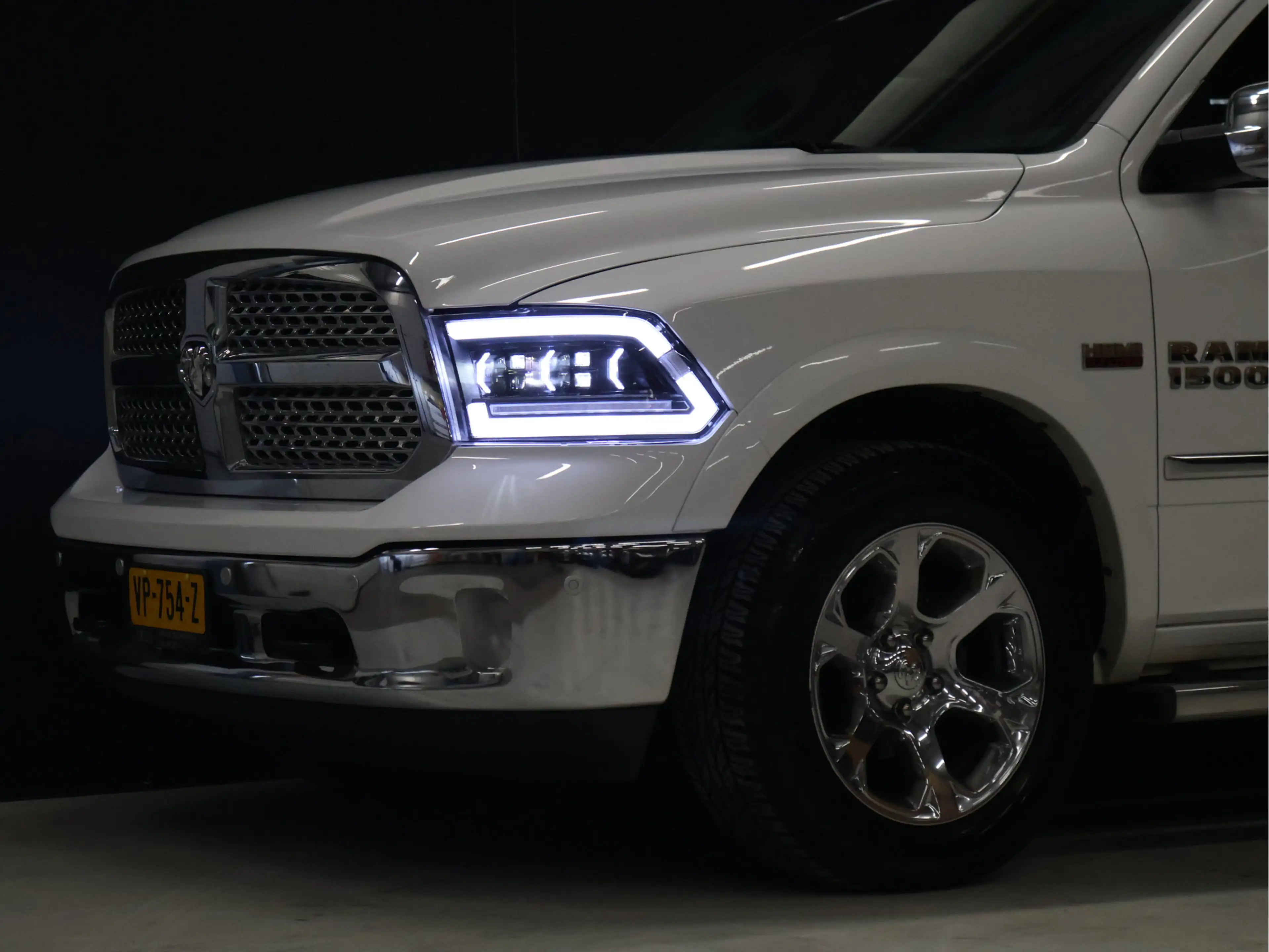 Dodge RAM 1500 5.7 V8 Quad Cab 6'4 [SCHUIFKANTELDAK, ALPINE — photo 4