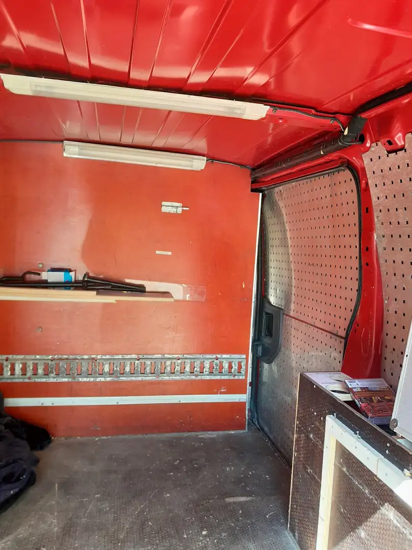 Citroen Jumpy 10 1.6 HDI L1 H1 Rouge - 2