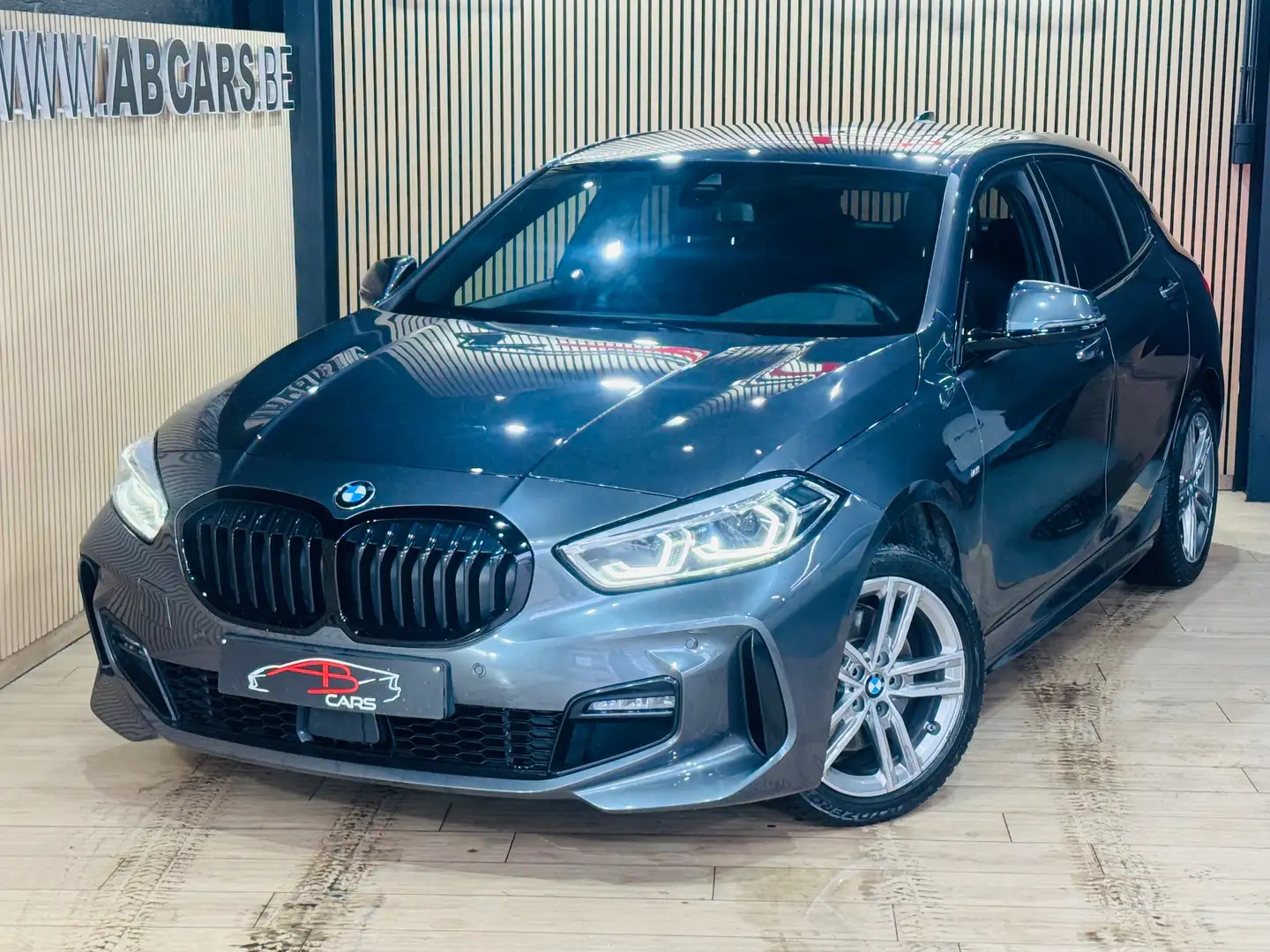 BMW 116 D * PACK M * GARANTIE 12 MOIS * 1ER PROP * Grijs - 2