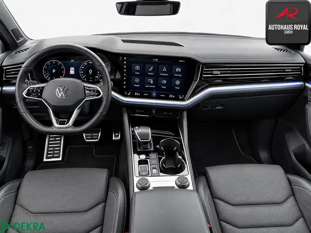 Volkswagen Touareg view 2