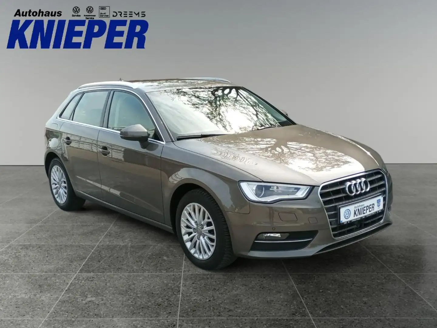 Audi A3 Sportback Ambiente Grau - 1