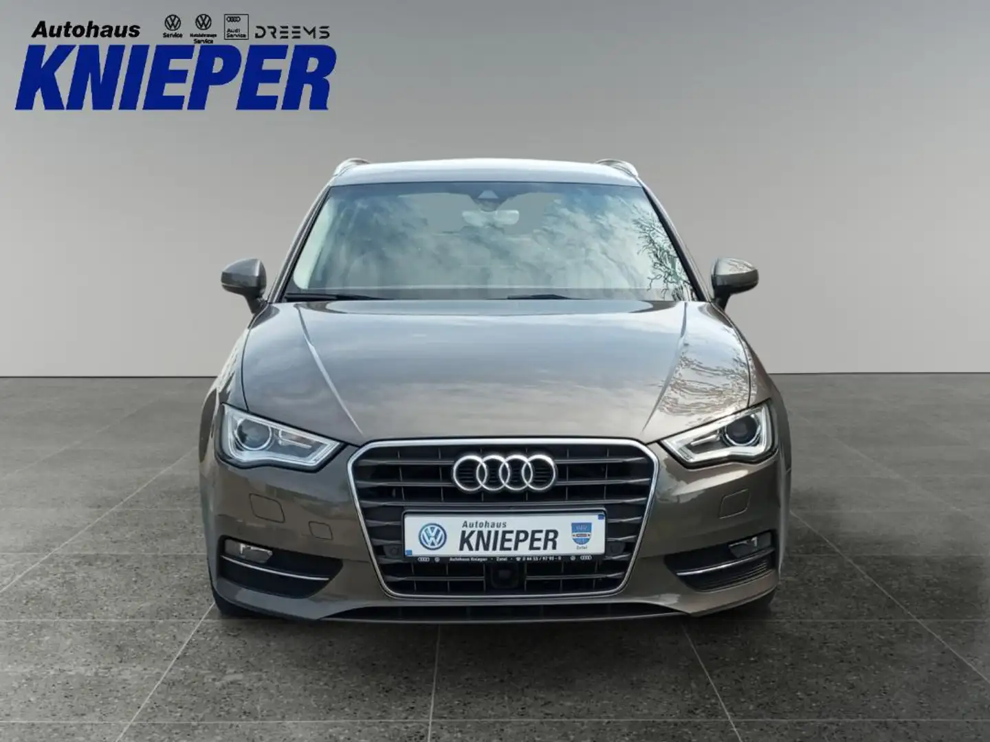 Audi A3 Sportback Ambiente Grau - 2