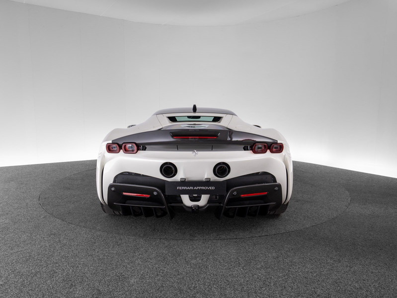 Ferrari SF90 Stradale ASSETTO FIORANO — photo 6