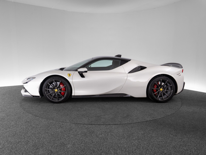 Ferrari SF90 Stradale ASSETTO FIORANO — photo 8
