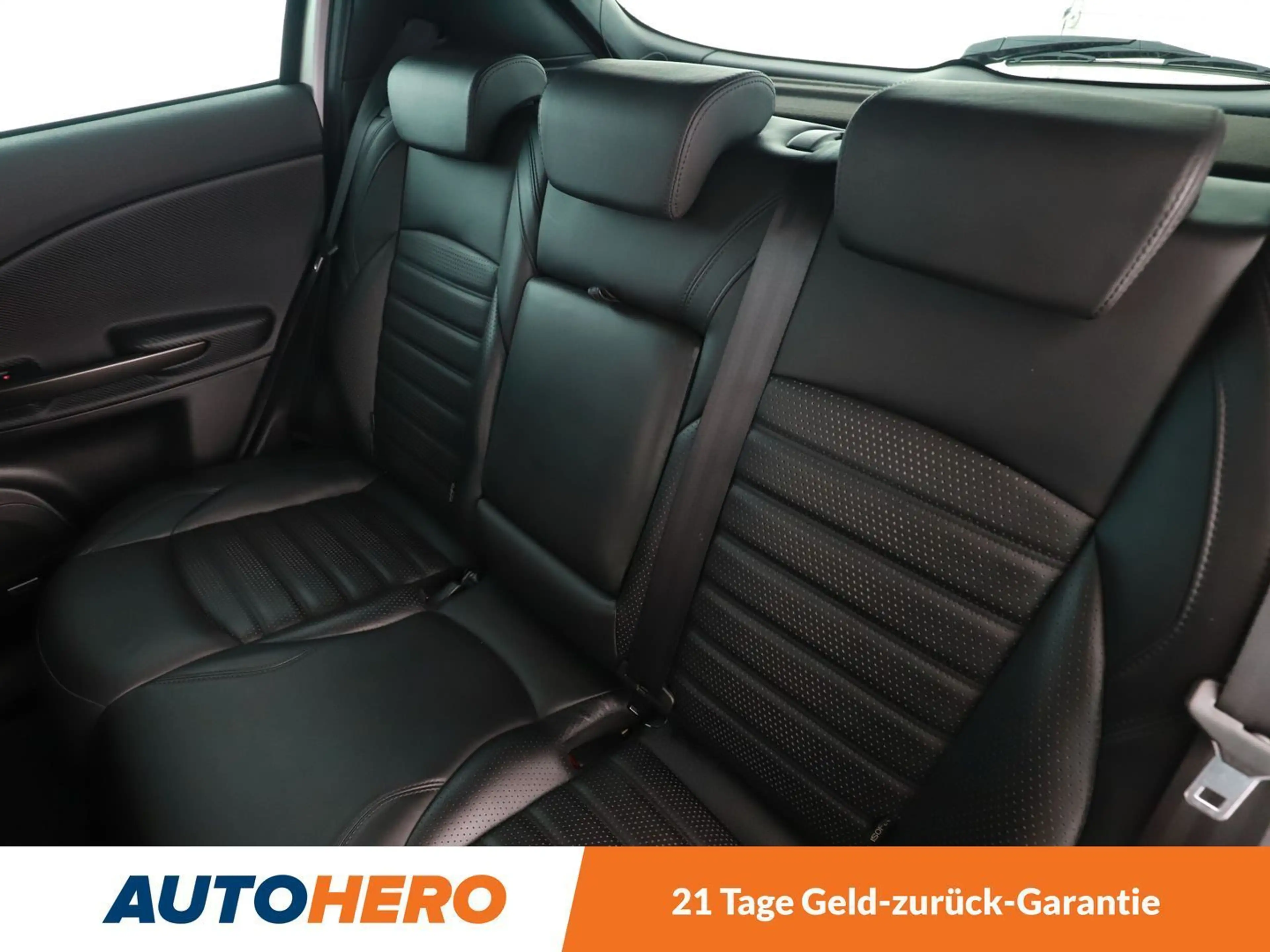 Alfa Romeo Giulietta 1.6 JTD Super Aut. *NAVI*TEMPO*BOSE*PANO* — photo 14