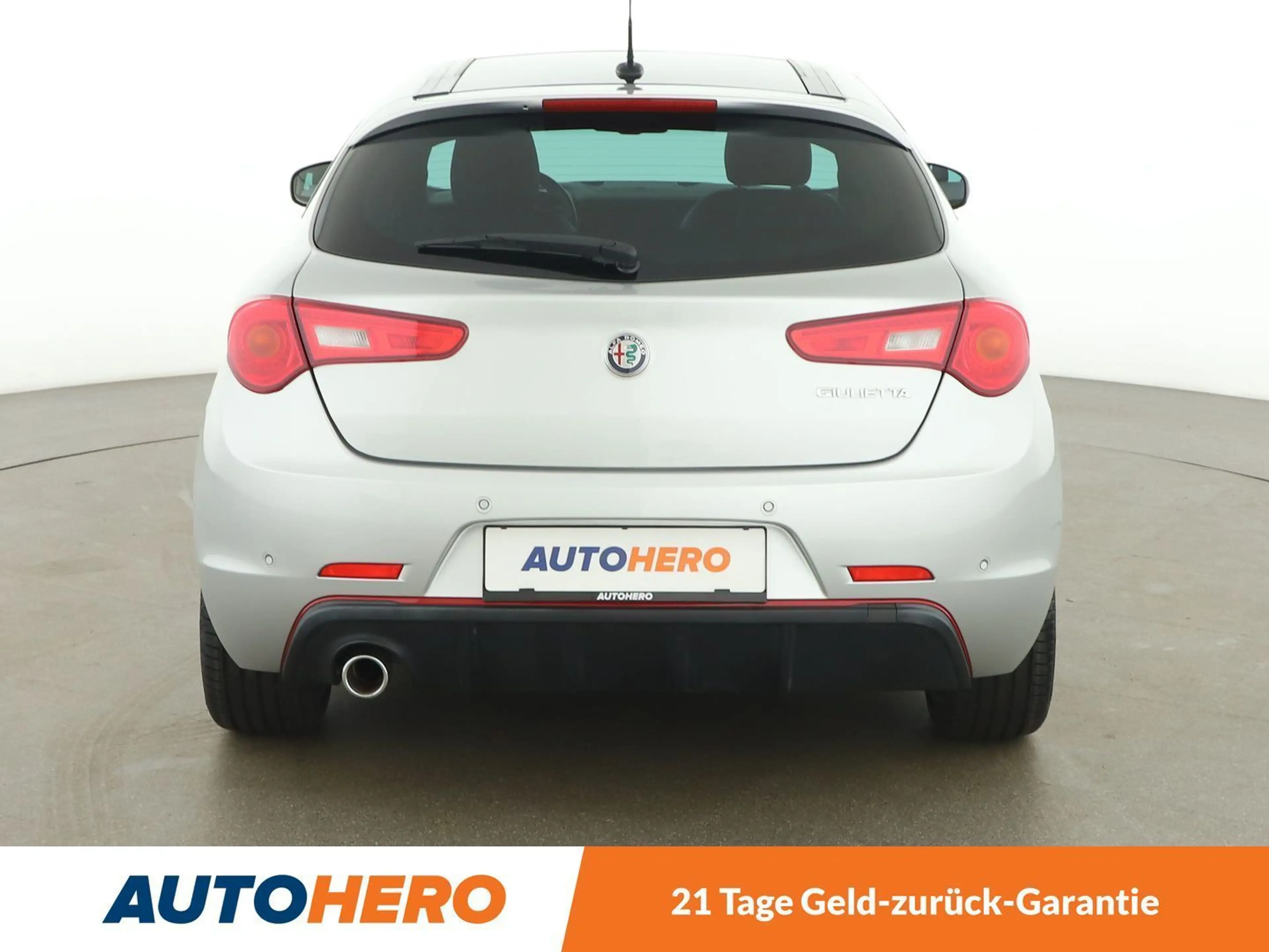 Alfa Romeo Giulietta 1.6 JTD Super Aut. *NAVI*TEMPO*BOSE*PANO* — photo 5