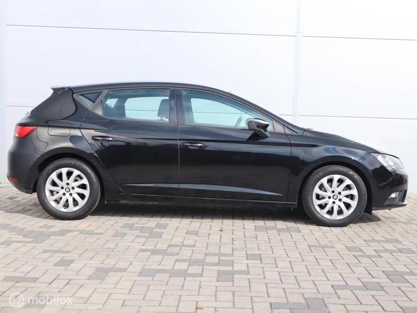 SEAT Leon 1.6 TDI Ecomotive Clima Cruise Navi 16 " LMV Nero - 2