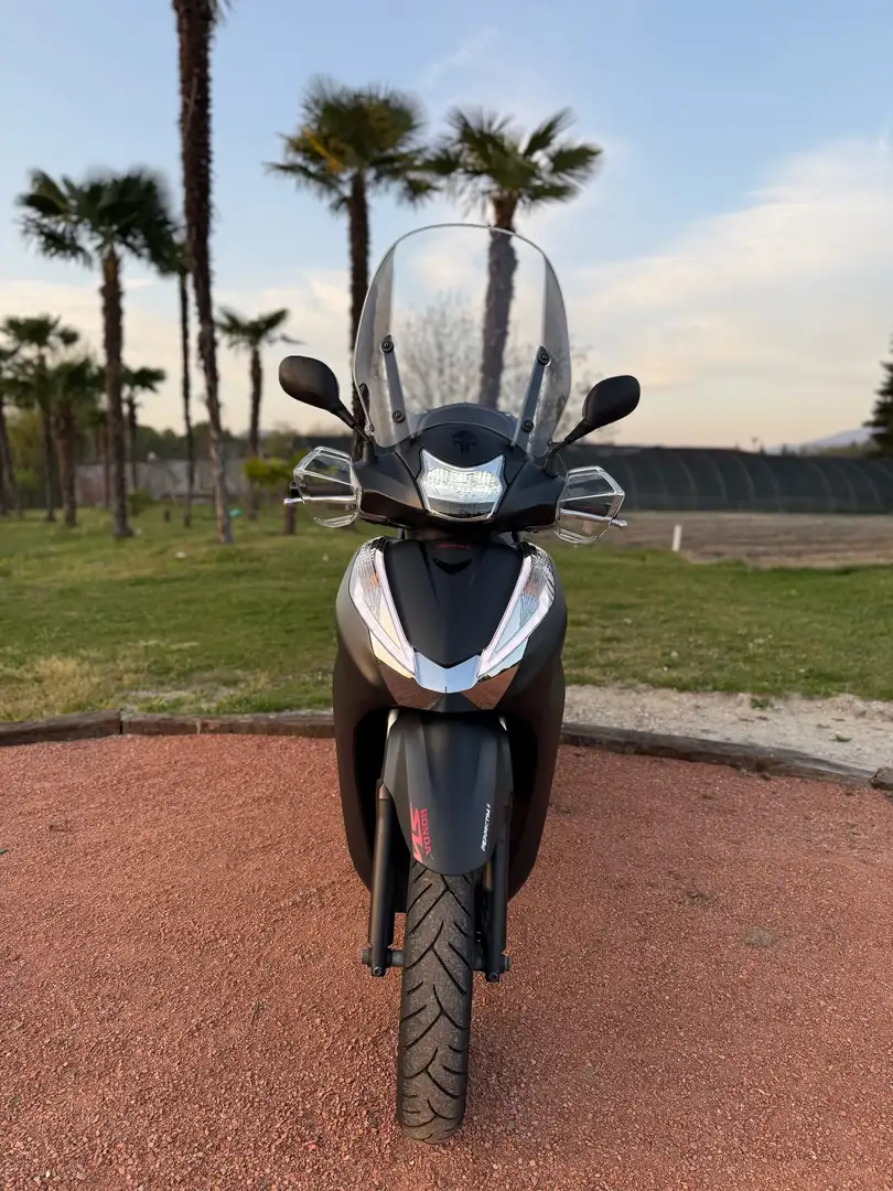 Honda SH 300 - 1