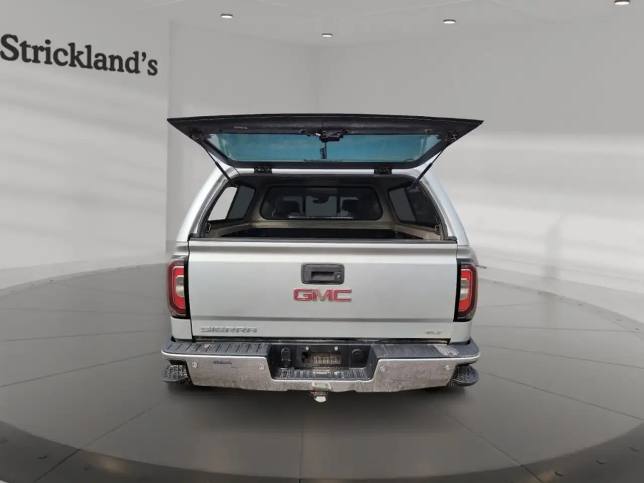 GMC Sierra 1500 снимка GMC Sierra 1500