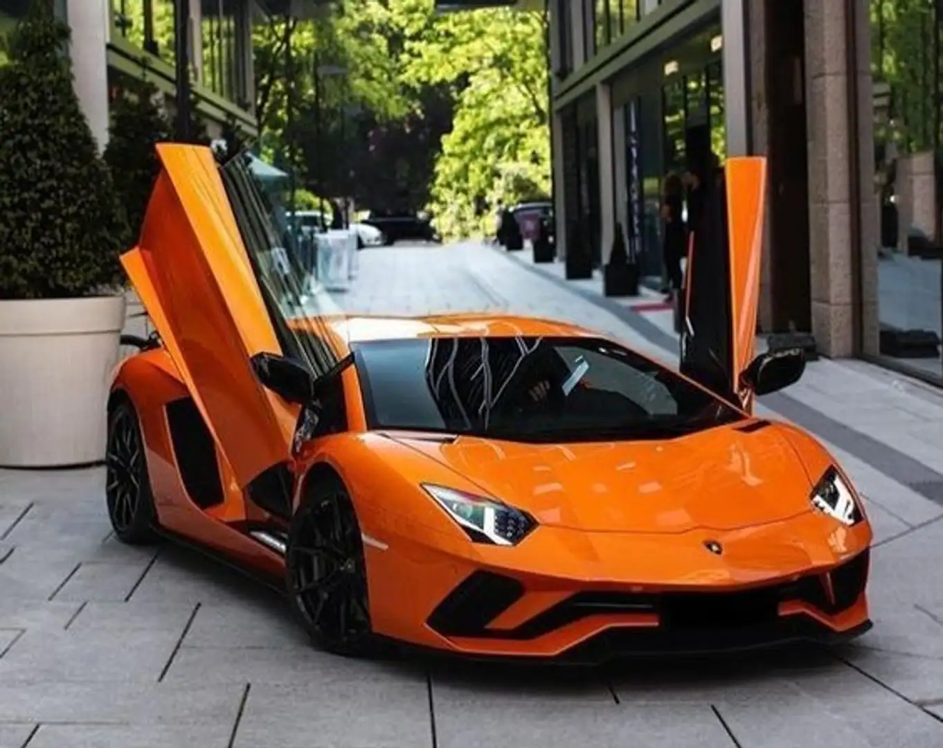 Lamborghini Aventador LP740-4 S Naranja - 1