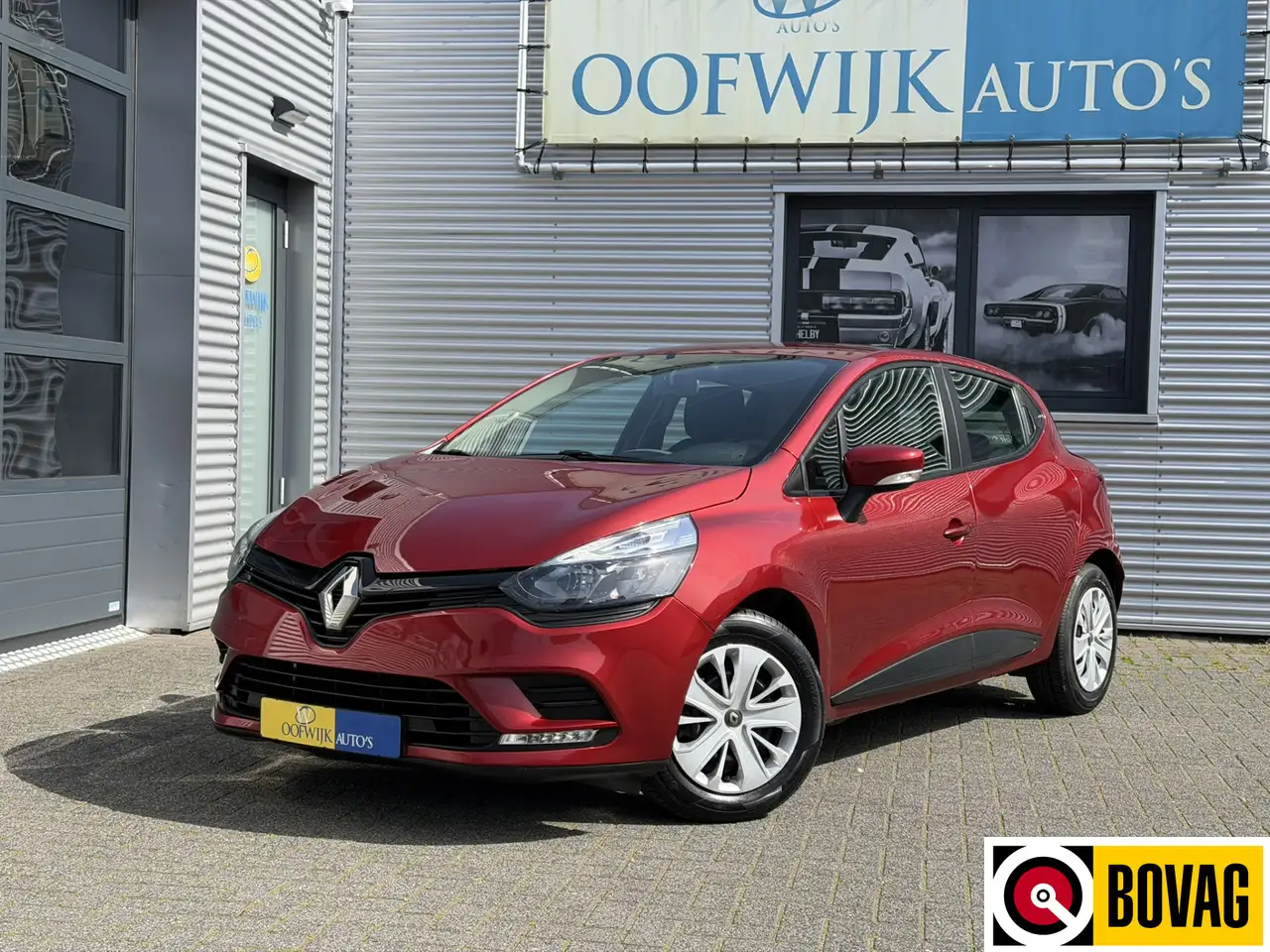 Renault Clio 0.9 TCe Life Airco CarPlay Cruise-Control — photo 1 of 18