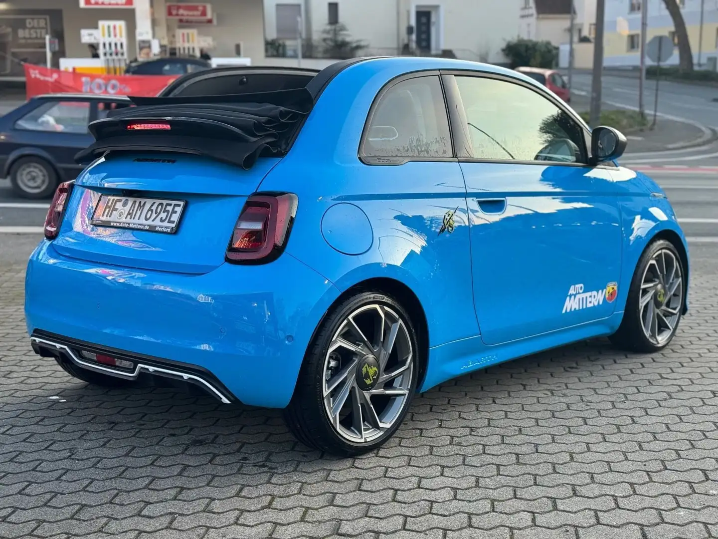 Abarth 500 e Cabrio Turismo Blau - 2