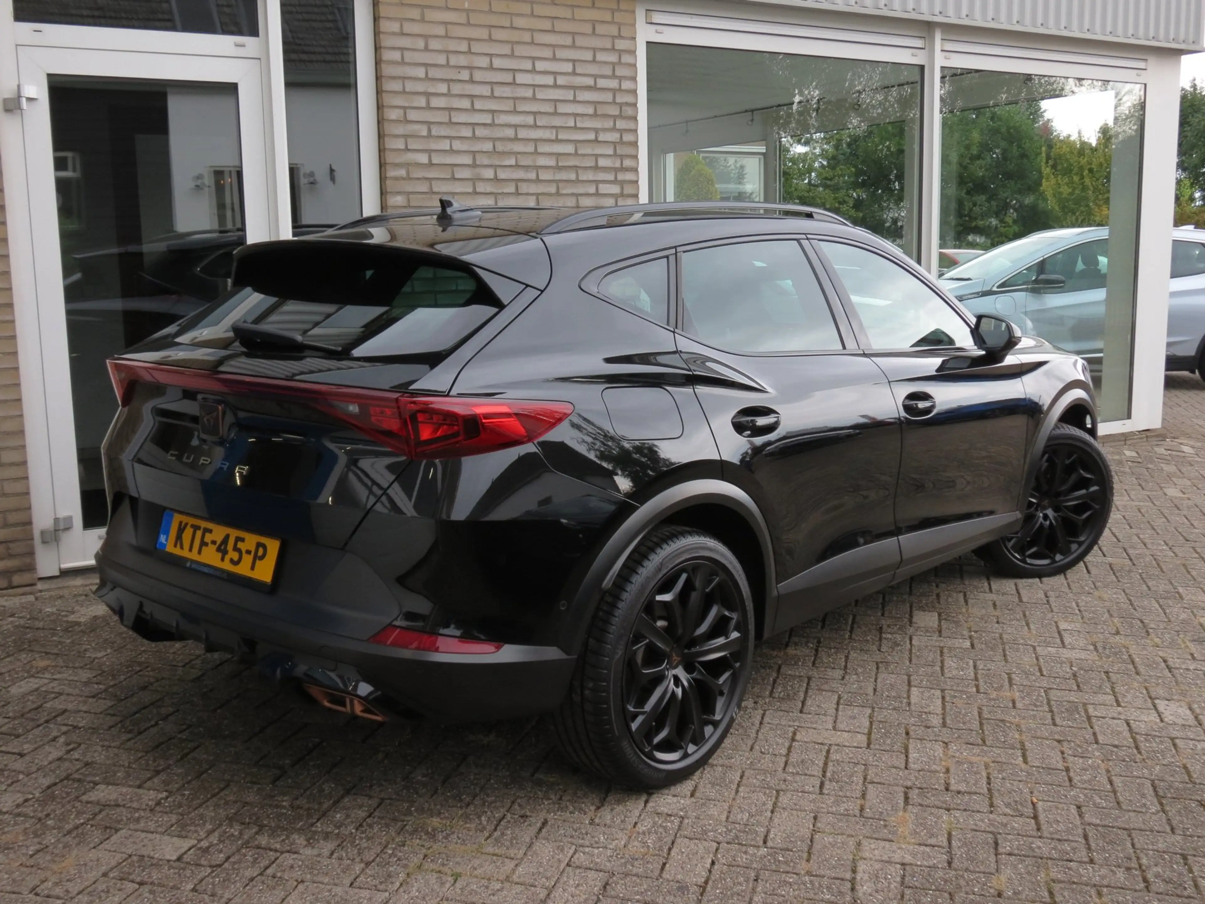 CUPRA Formentor 1.4 e-Hybrid VZ 245 TRIBE EDITION Alcantara|Super — photo 2