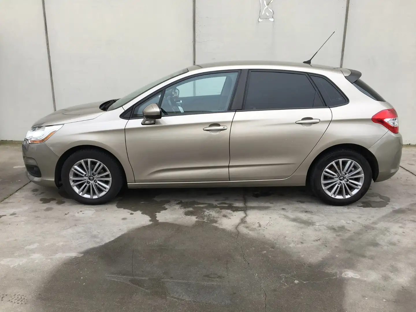 Citroen C4 1.6HDi Tonic - 1