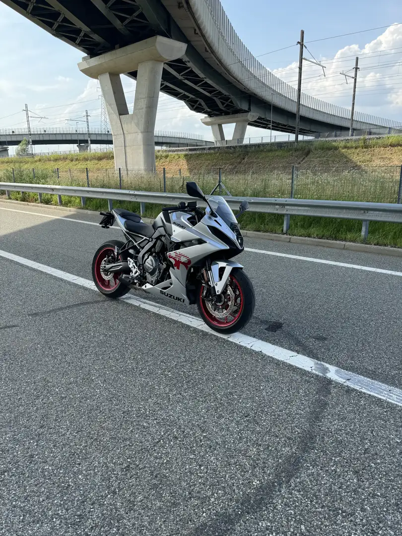 Suzuki GSX 8R new york - 1