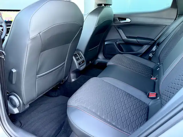 Seat Leon Leon view 13