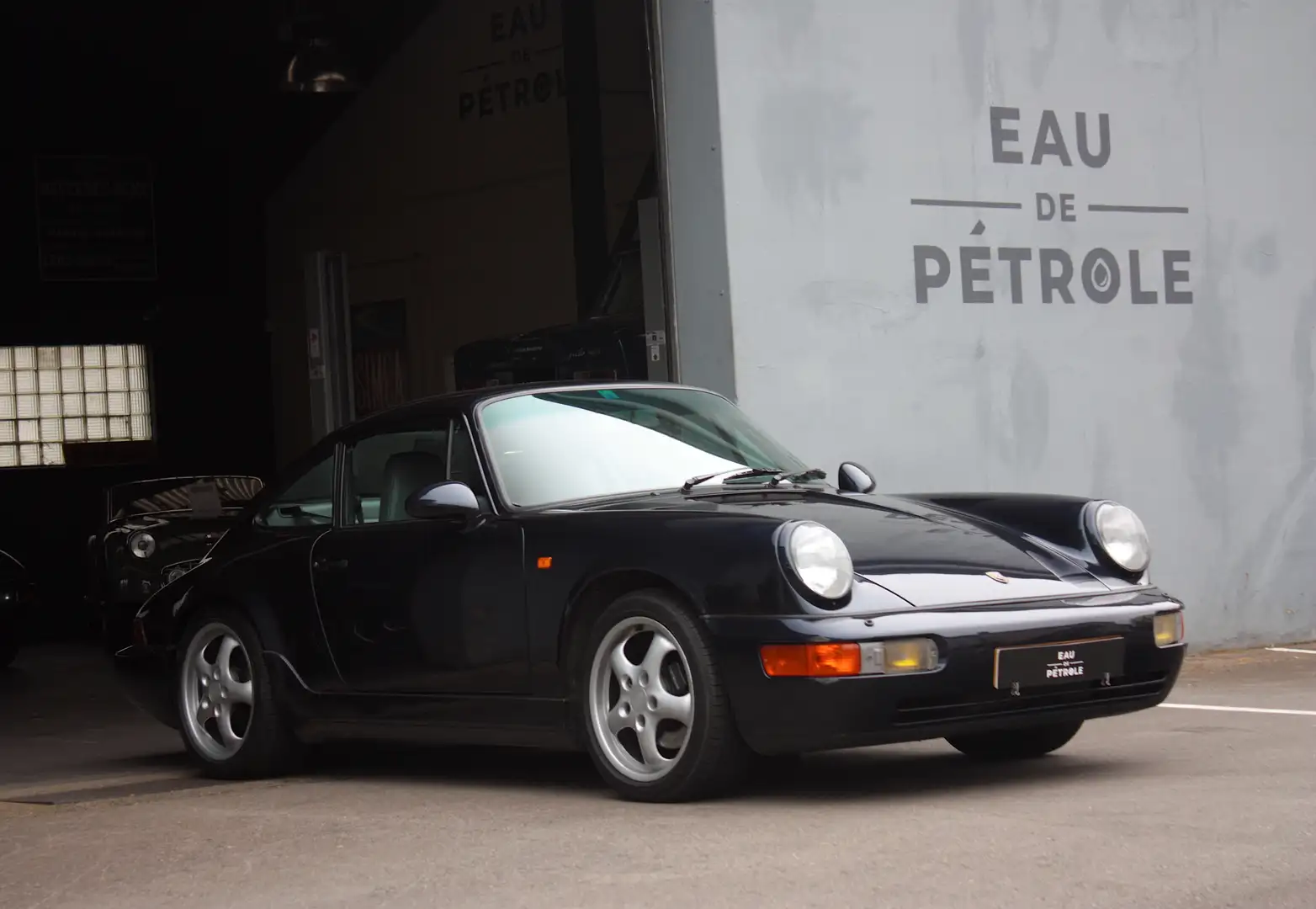 Porsche 964 Carrera 4 plava - 1