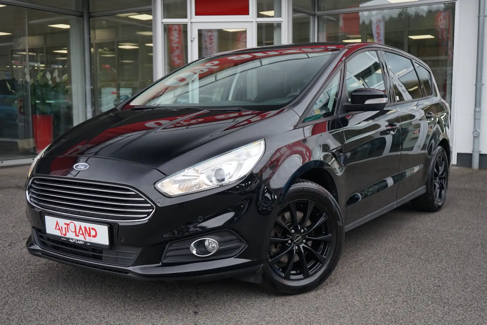 Ford S-Max 1.5 EcoBoost Titanium Navi Sitzheizung AHK Zwart - 2