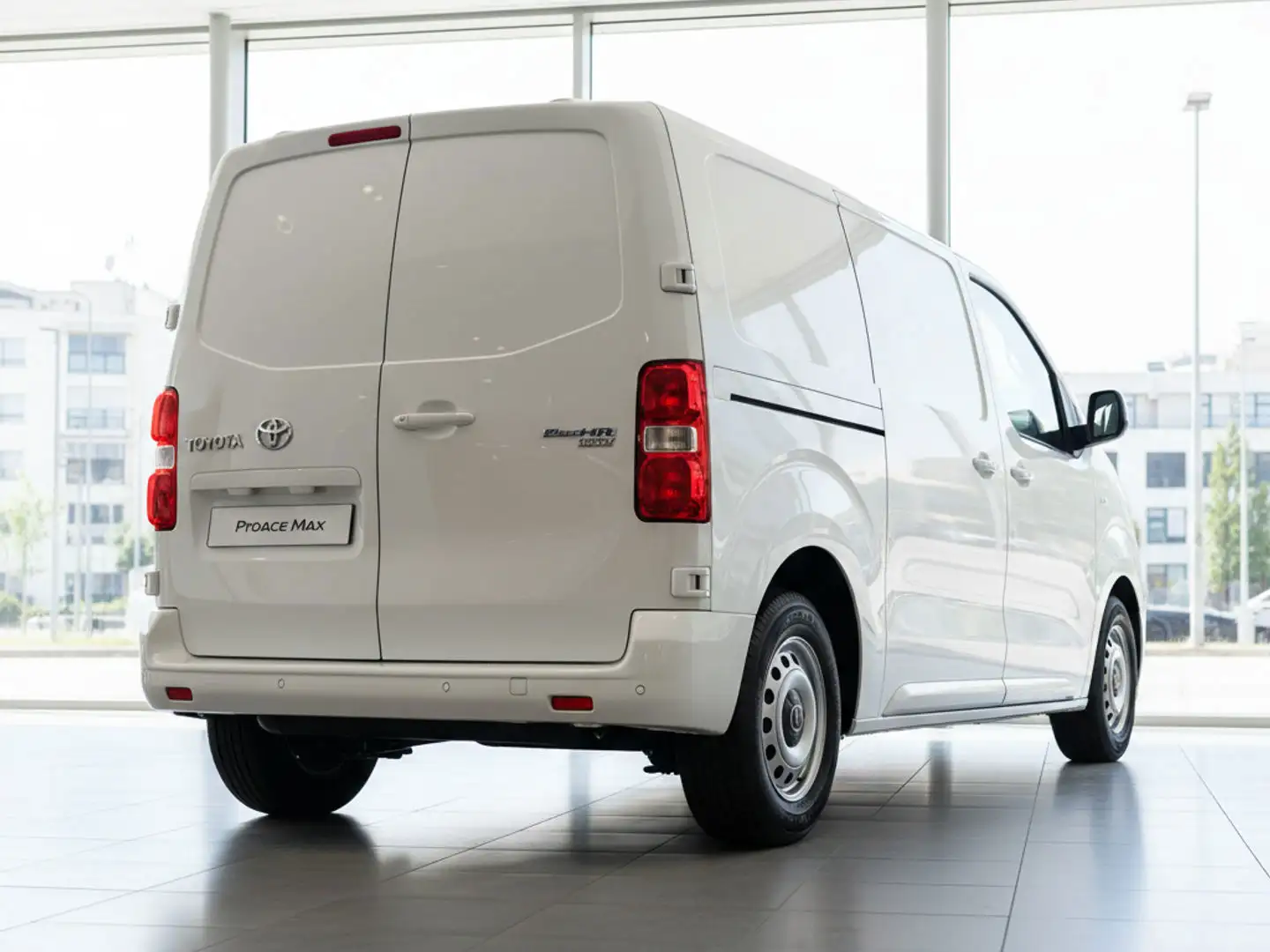 Toyota Proace Max 2.2 BlueHDi 120CV PM-TM 33 Furgone Weiß - 2
