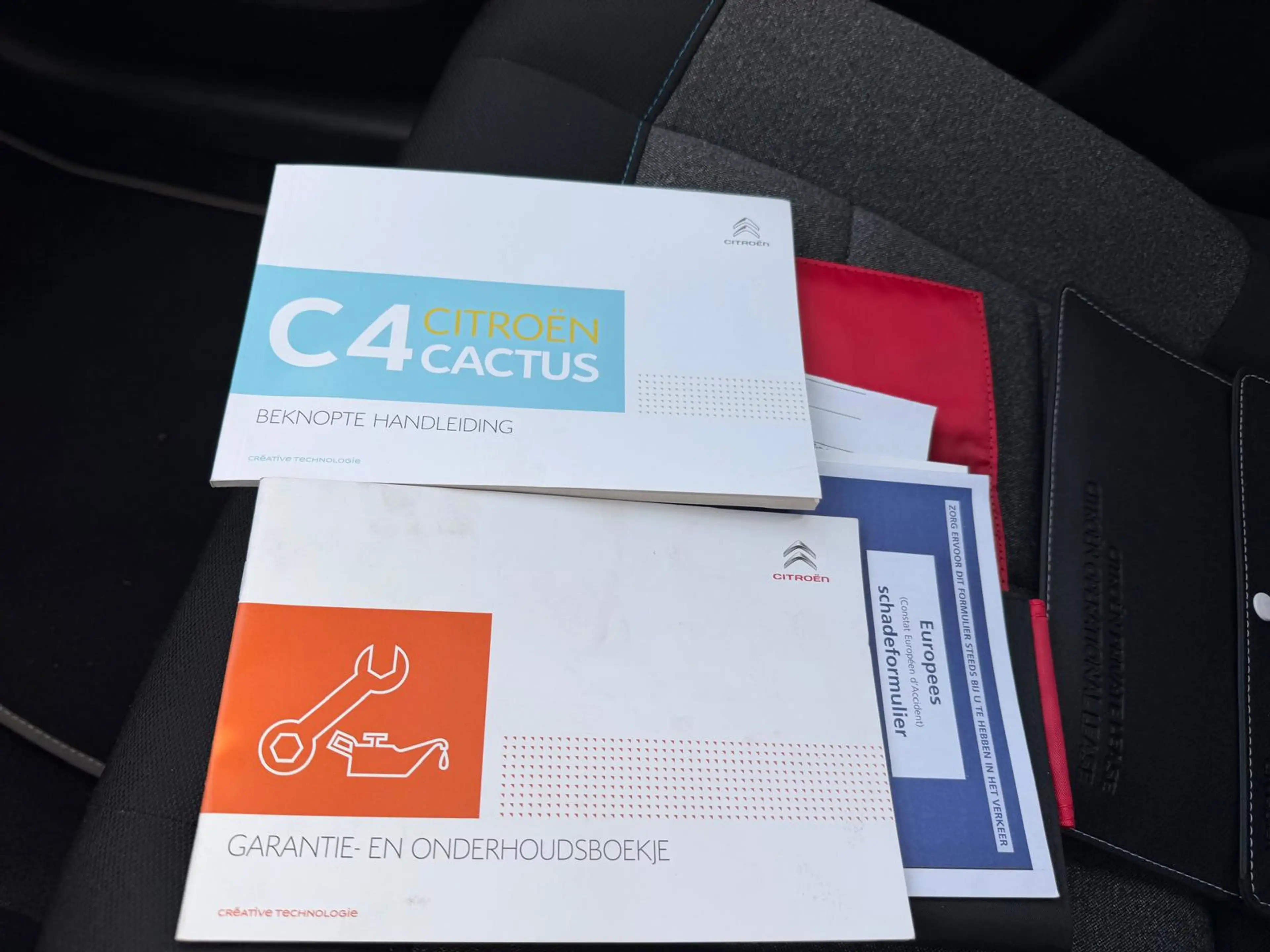 Citroen C4 Cactus 1.2 PureTech Feel-NL auto-Navi-Trekhaak- — photo 14