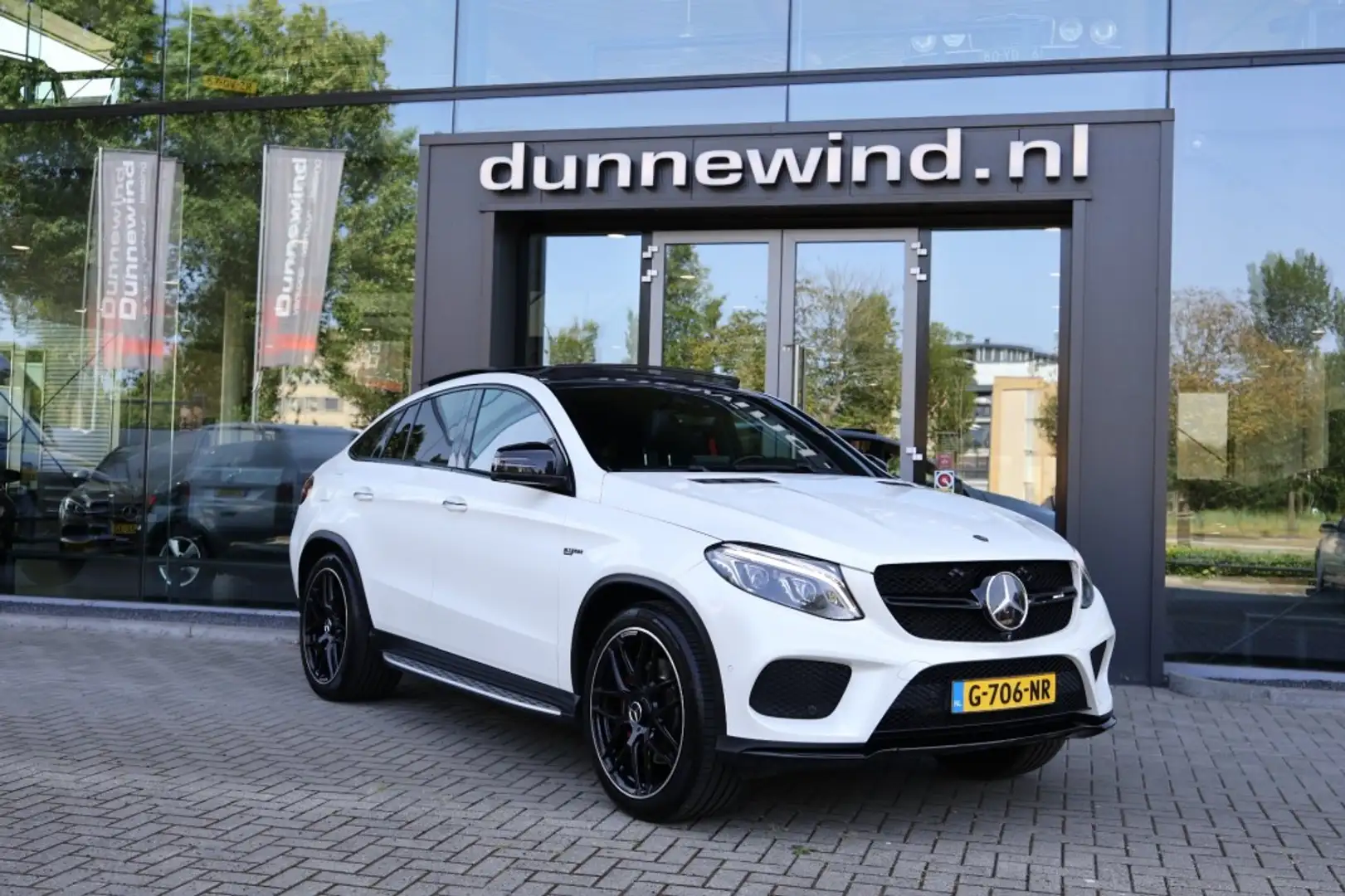 Mercedes-Benz GLE 43 AMG GLE 43 AMG*COUPE*PANORAMA*H&K*TREKHAAK*DISTRONIC*2 Weiß - 2