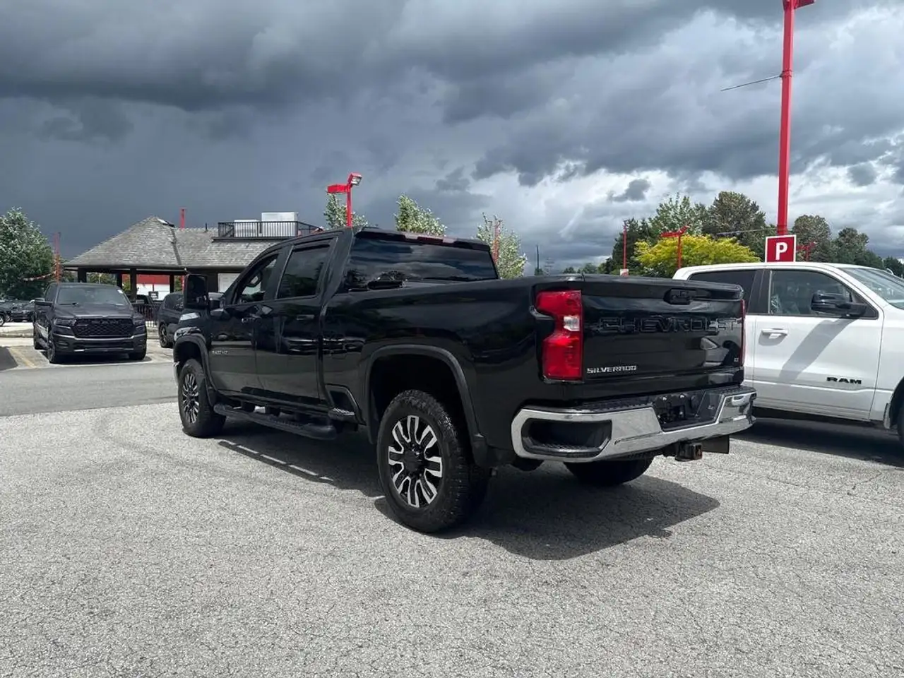 Chevrolet Silverado 3500 photo Chevrolet Silverado 3500