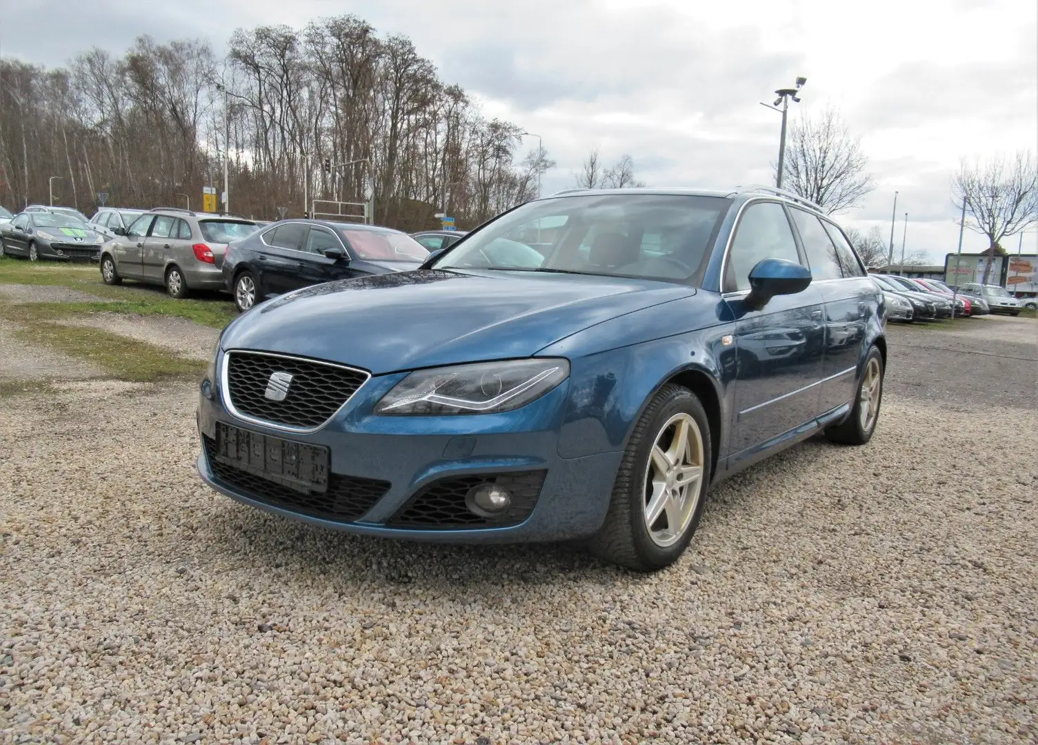 SEAT Exeo ST Sport*Navi*SZH*Klima*LMF*PDC*Temp*TÜV* Albastru - 1