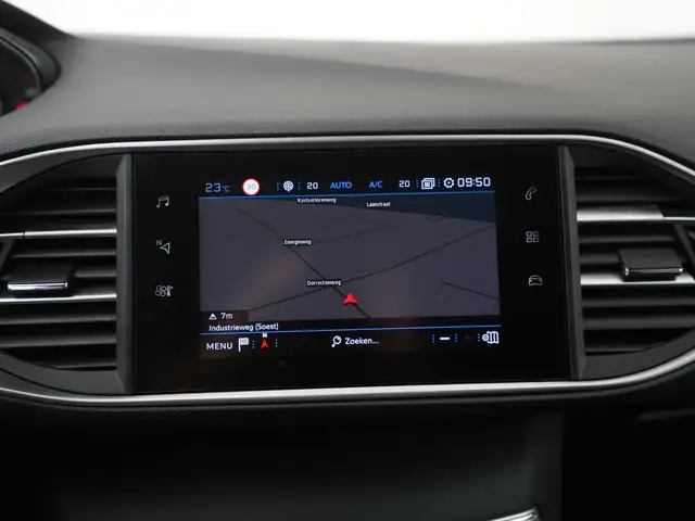 Peugeot 308 view 12