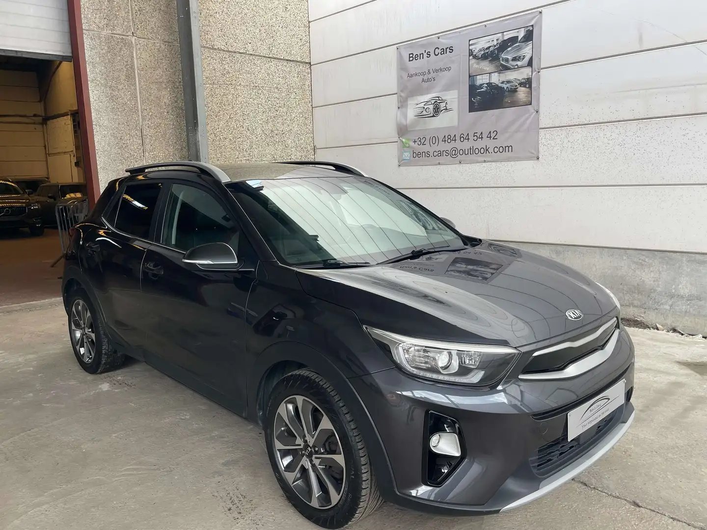 Kia Stonic 1.4i Fusion ISG * Leder/GPS/Camera * Gris - 2