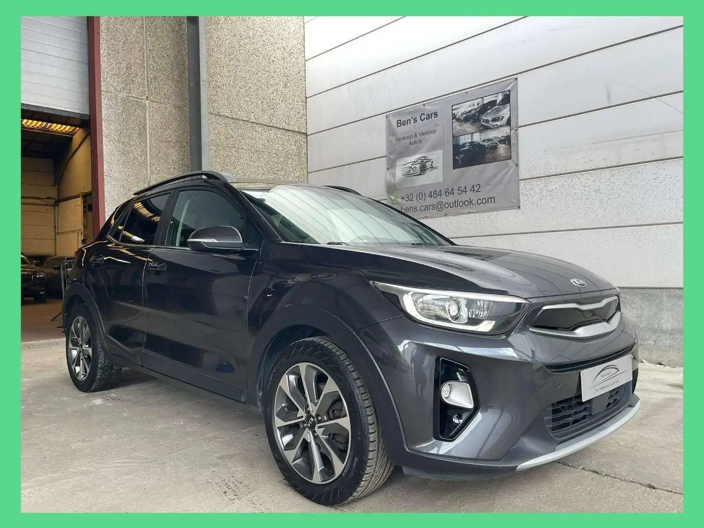 Kia Stonic 1.4i Fusion ISG * Leder/GPS/Camera * Gris - 1