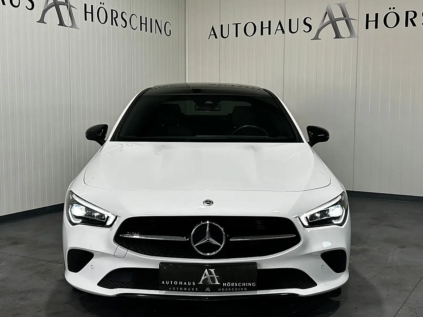 Mercedes-Benz CLA 180 Aut.//PANO//Ambiente//Sitzheizung Weiß - 2