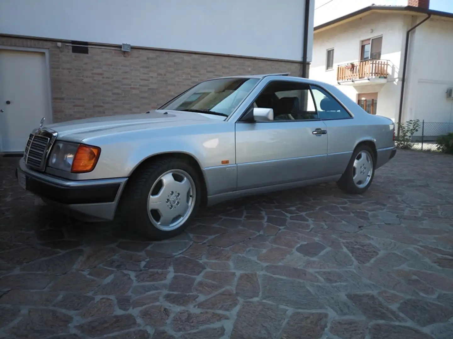 Mercedes-Benz CE 200 Silber - 1