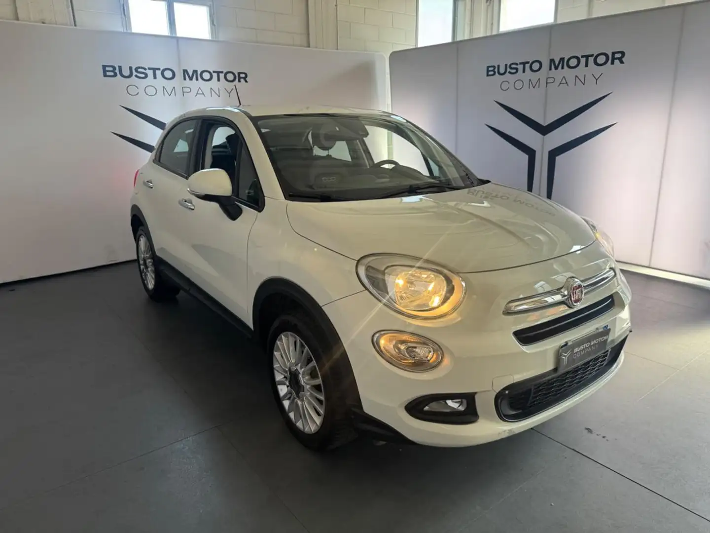 Fiat 500X 1.4 MultiAir 140 CV Pop Star Weiß - 1