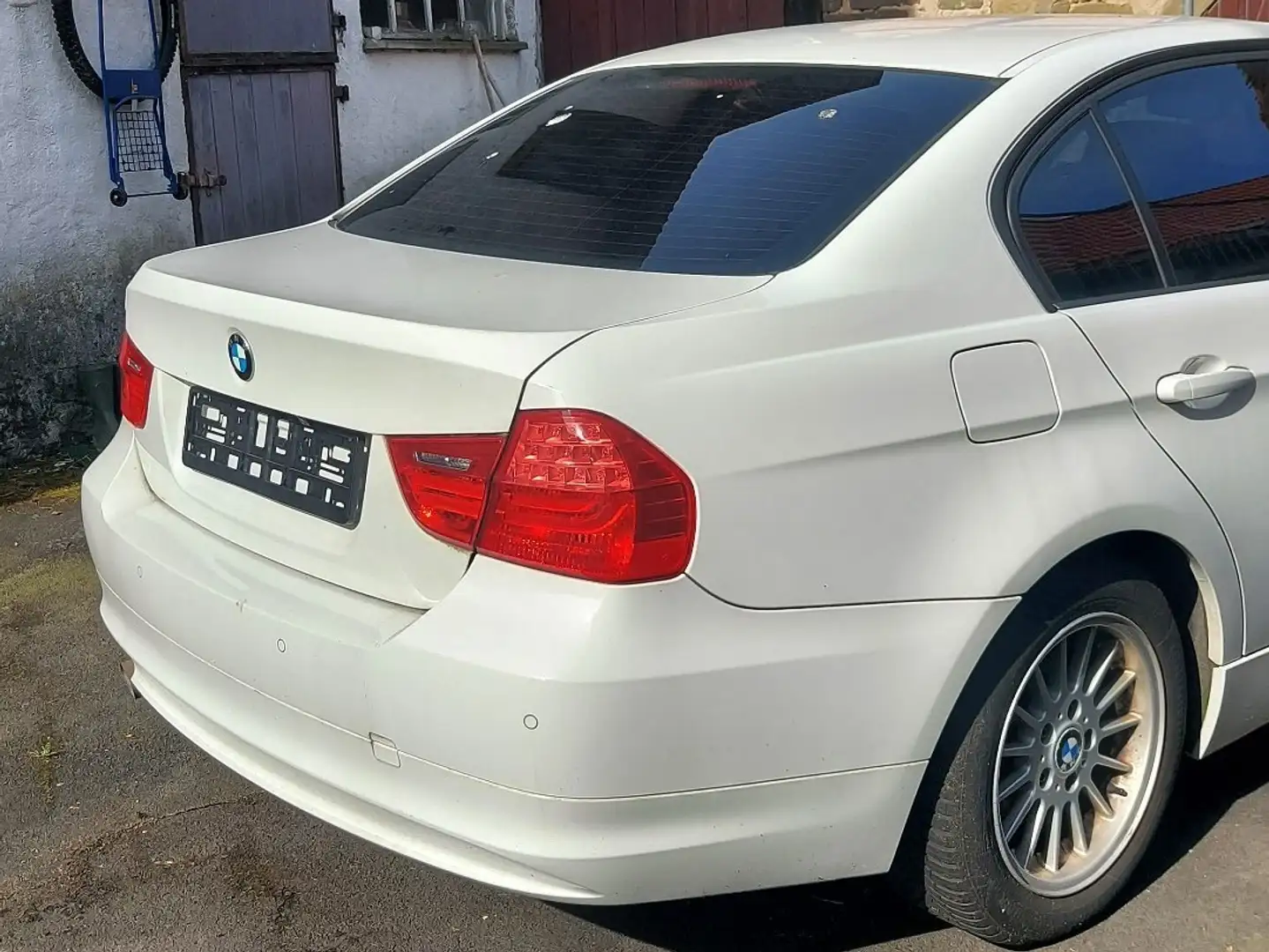 BMW 316 316d DPF Edition Lifestyle Білий - 2