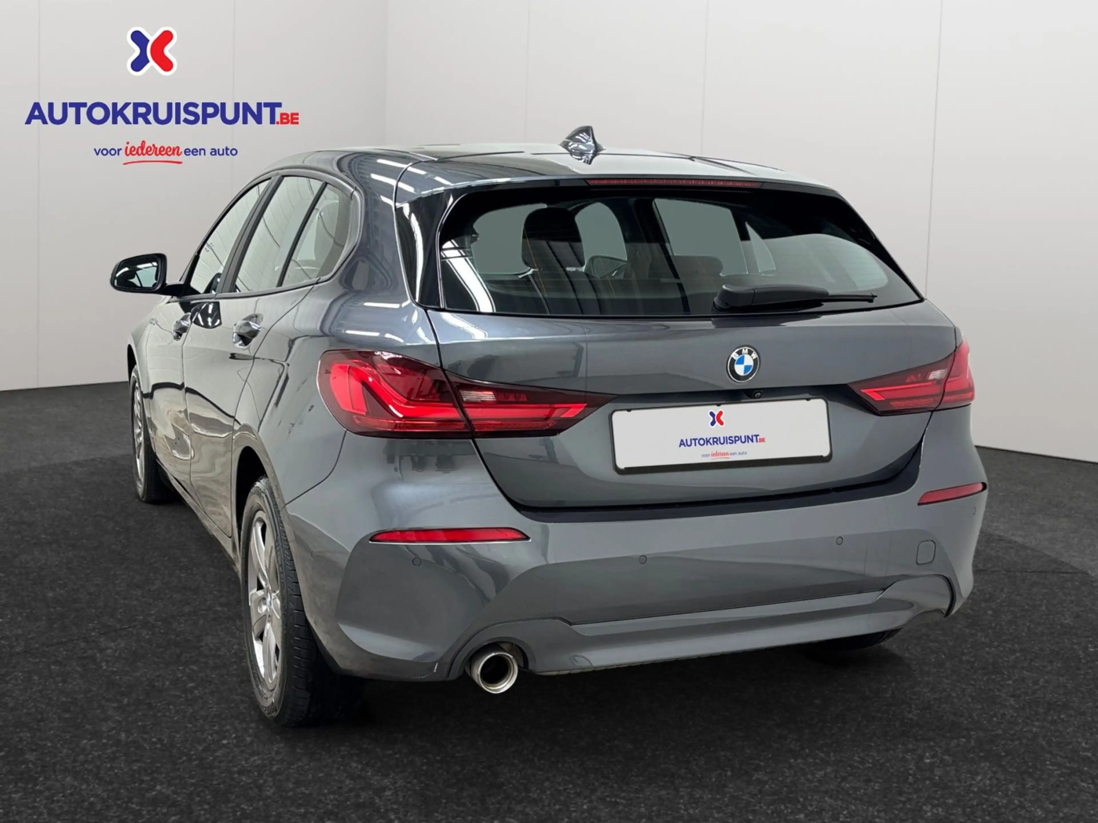 BMW 118 118i AUT — photo 3