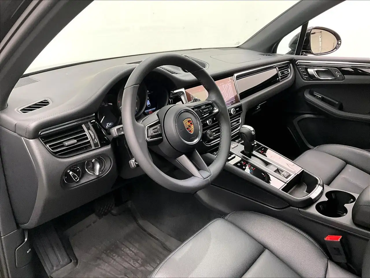 Porsche Macan снимка Porsche Macan