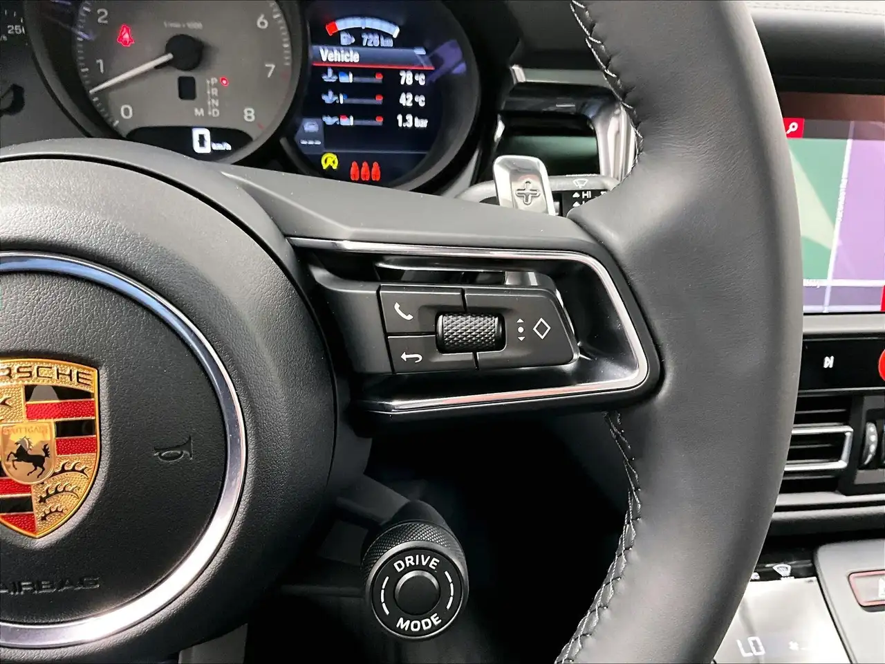 Porsche Macan снимка Porsche Macan