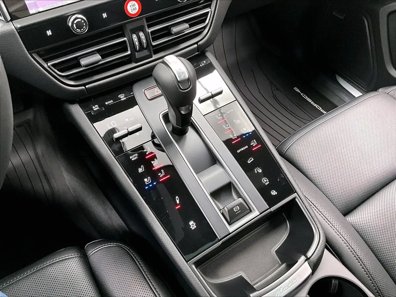 Porsche Macan снимка Porsche Macan