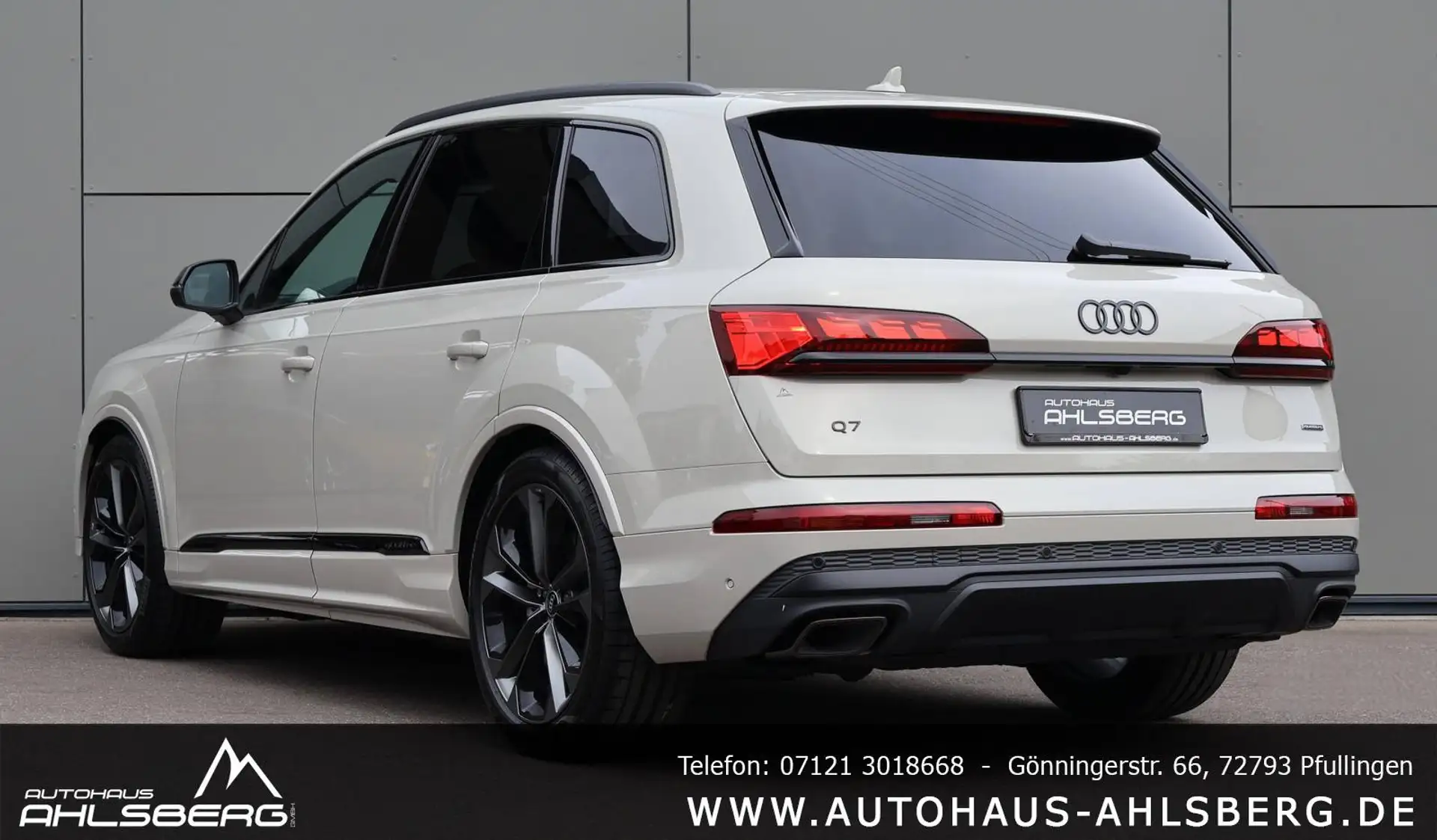 Audi Q7 2026 화이트 사진 8